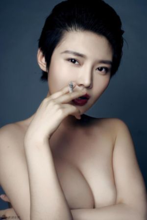 视频一区二区三区免费视频_DVD迅雷电影在线