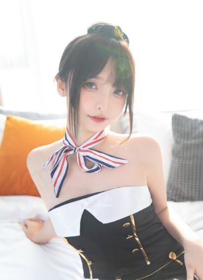 亚洲国产精品久久久久制服_迅雷下载电影