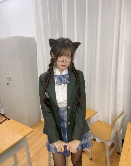 艳妇乳肉亭妇荡乳av_BD神马在线观看